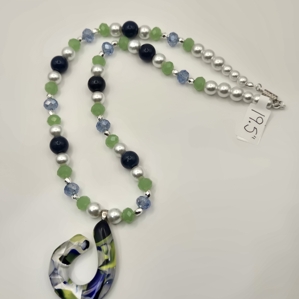 Green & Blue Beaded Necklace with Murano Glass Pendant And Jade Beads - Picture 4 of 4